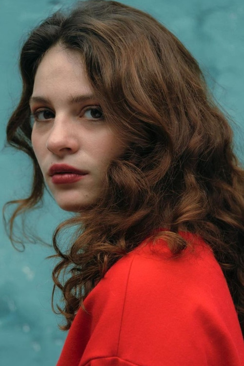 Photo of Lara Tremouroux