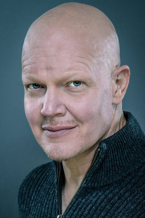 Photo of Derek Mears