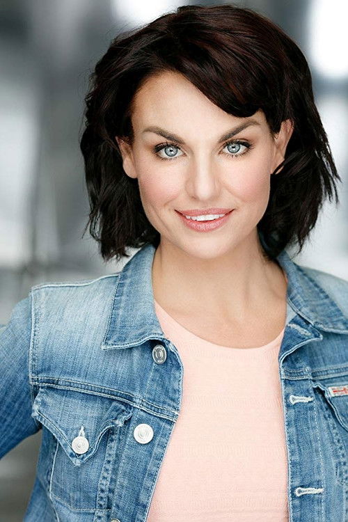 Photo of Leigh Grace