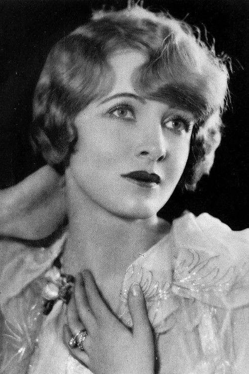 Photo of Claire Windsor