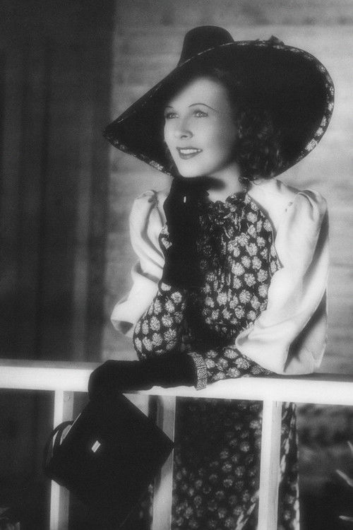 Photo of Wendy Barrie