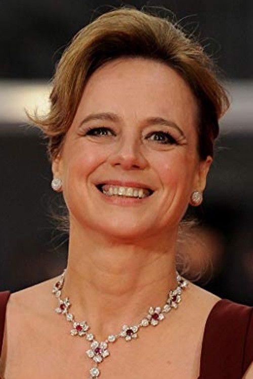 Photo of Emma Suárez