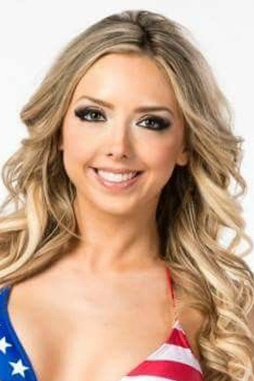 Photo of Laura Dennis