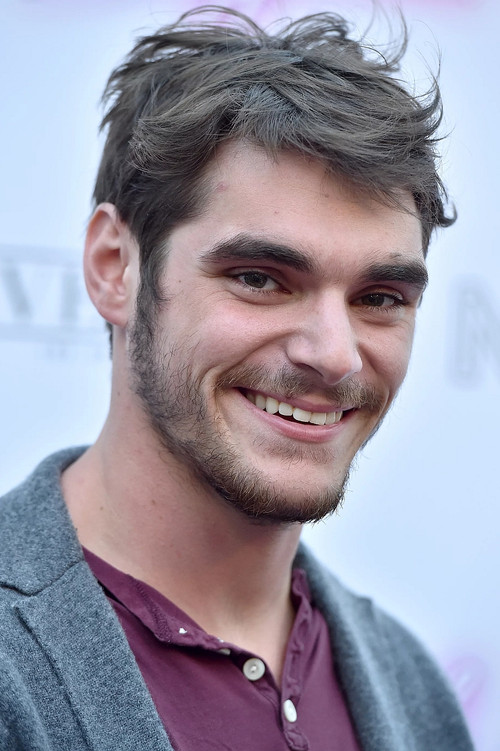 Photo of RJ Mitte