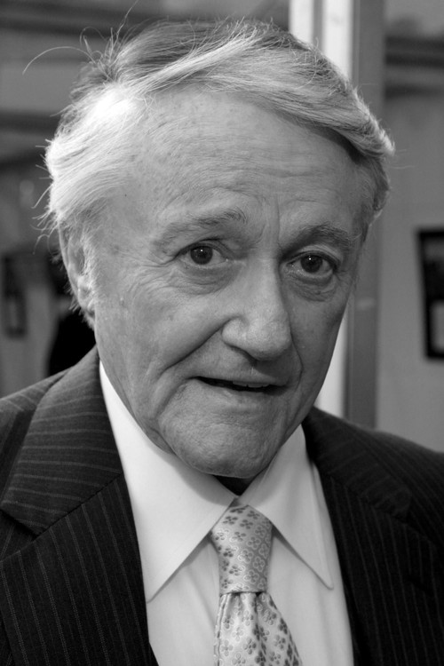 Photo of Robert Vaughn