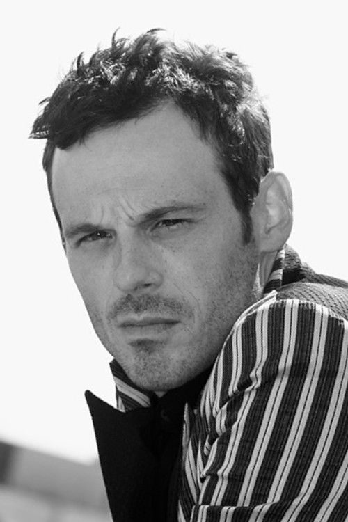 Photo of Scoot McNairy