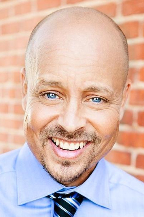 Photo of Aron Eisenberg