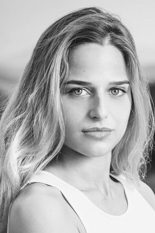 Photo of Stephanie Nur