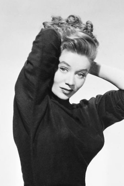 Photo of Tracey Roberts