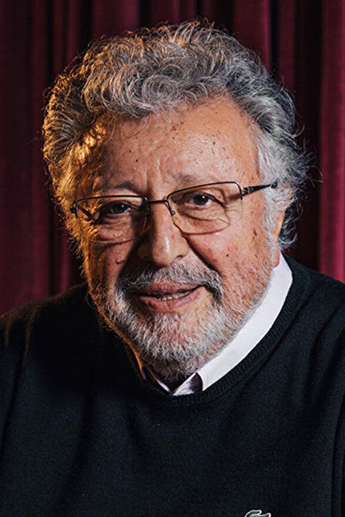 Photo of Metin Akpınar