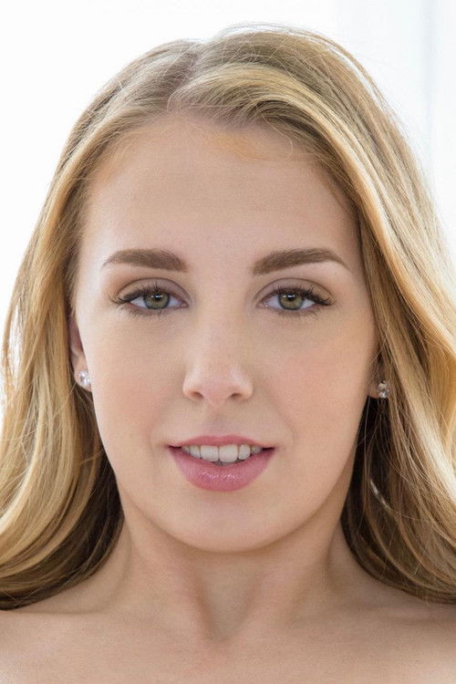 Photo of Chloe Scott