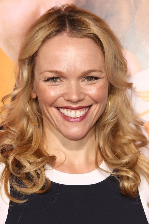 Photo of Lauren Bowles