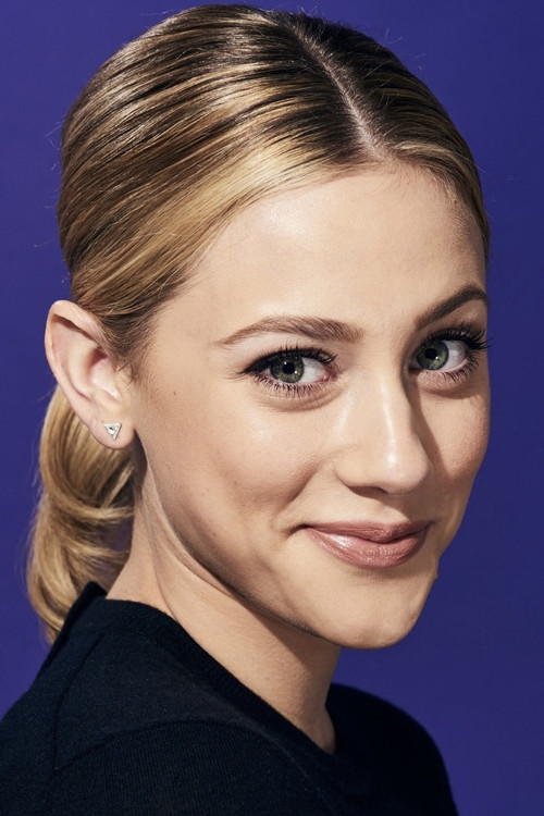 Photo of Lili Reinhart