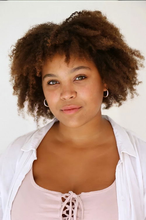 Photo of Hannah Gonera