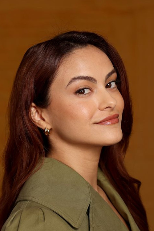Photo of Camila Mendes
