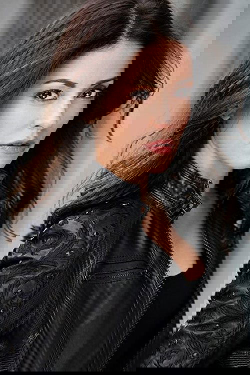 Photo of Emmanuelle Vaugier