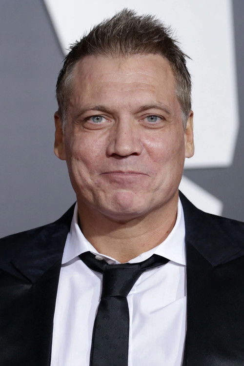 Photo of Holt McCallany