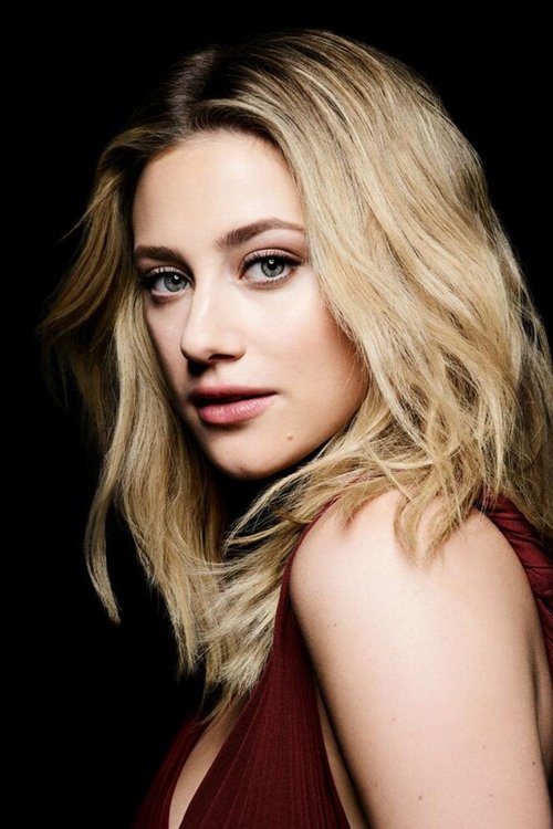 Photo of Lili Reinhart