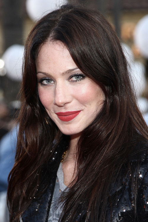Photo of Lynn Collins