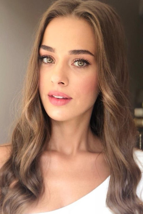 Photo of Bensu Soral