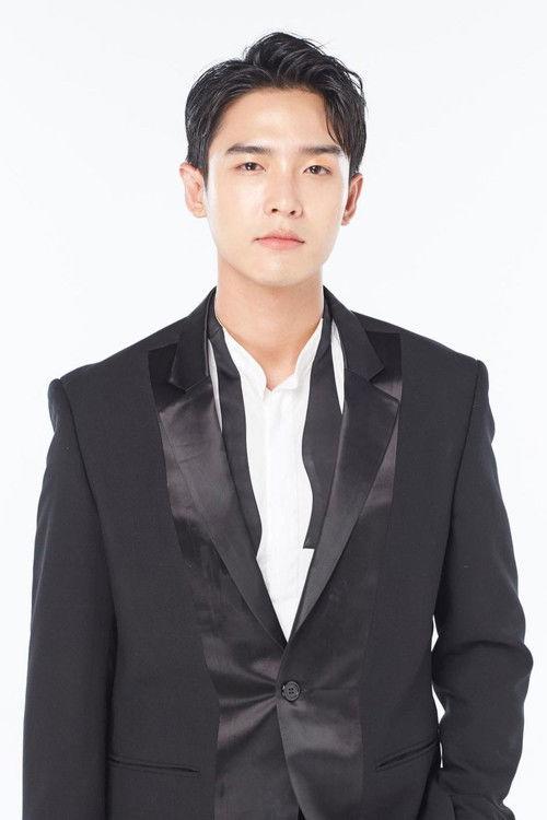 Photo of Patnithi Saranwatnakul