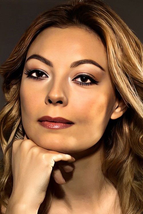 Photo of Özge Özder