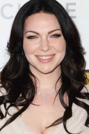 Photo of Laura Prepon