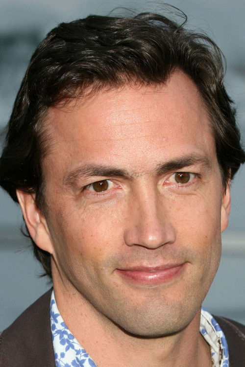 Photo of Andrew Shue
