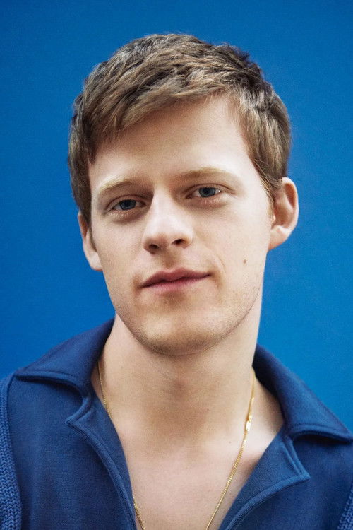 Photo of Lucas Hedges