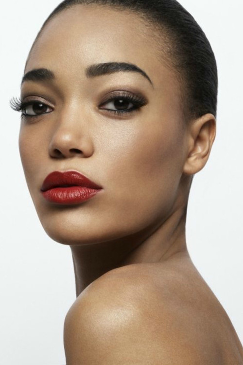 Photo of Cassie Clare