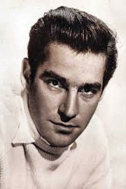 Photo of Michael Craig