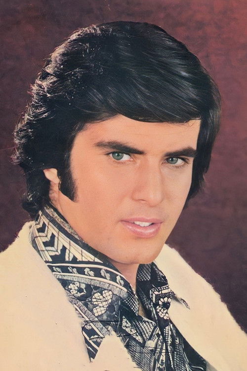 Photo of Tarık Akan