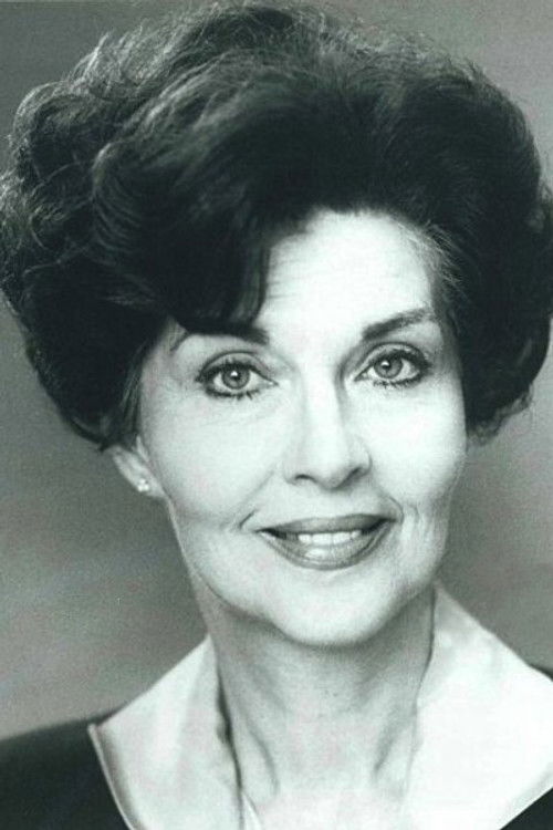 Photo of Lynn Cartwright