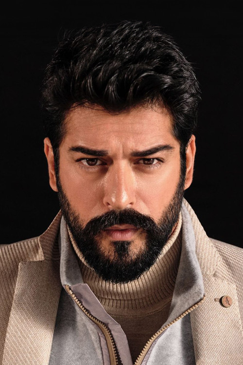 Photo of Burak Özçivit