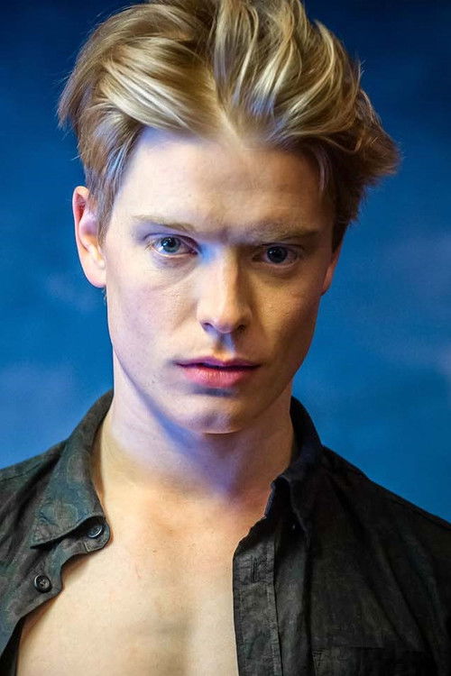Photo of Freddie Fox