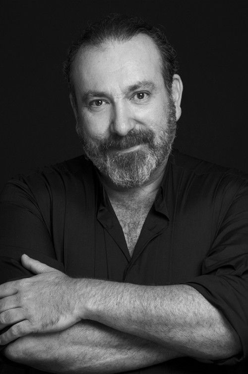 Photo of Hernán Mendoza