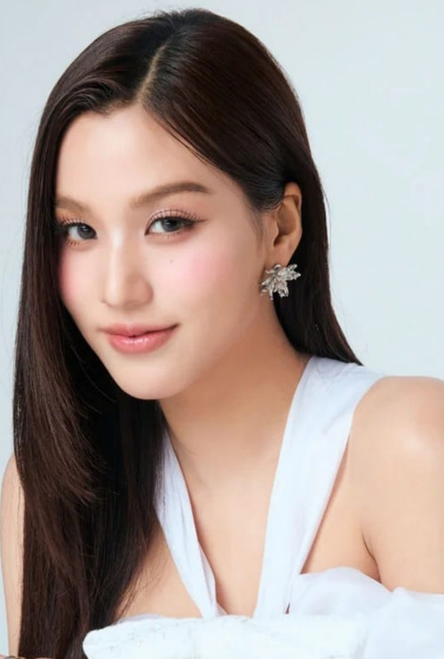 Profile of Pattraphus Borattasuwan