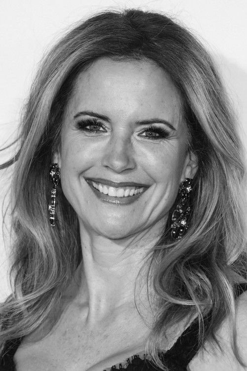 Photo of Kelly Preston