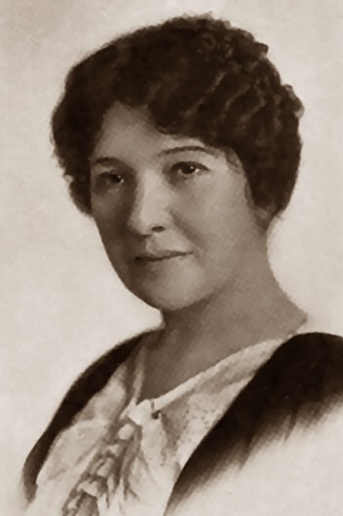 Photo of Anne Schaefer