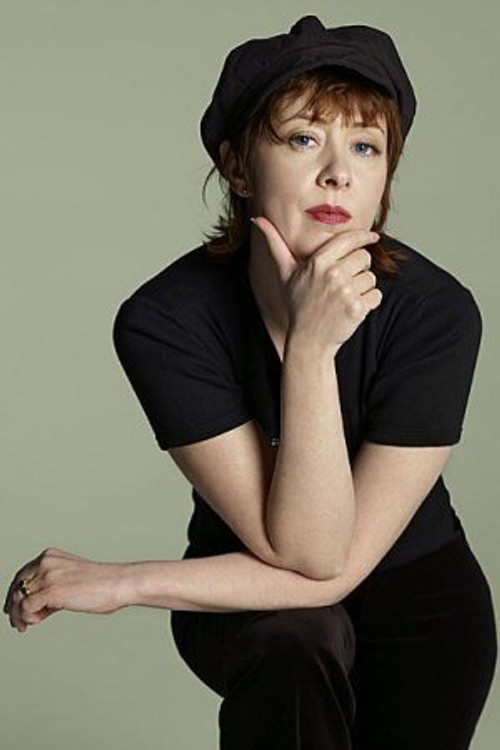 Photo of Suzanne Vega