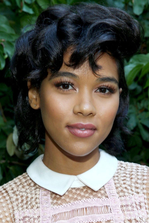 Photo of Alexandra Shipp
