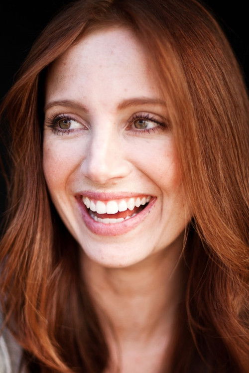 Photo of Hannah Marshall