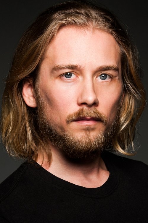 Photo of Lou Taylor Pucci