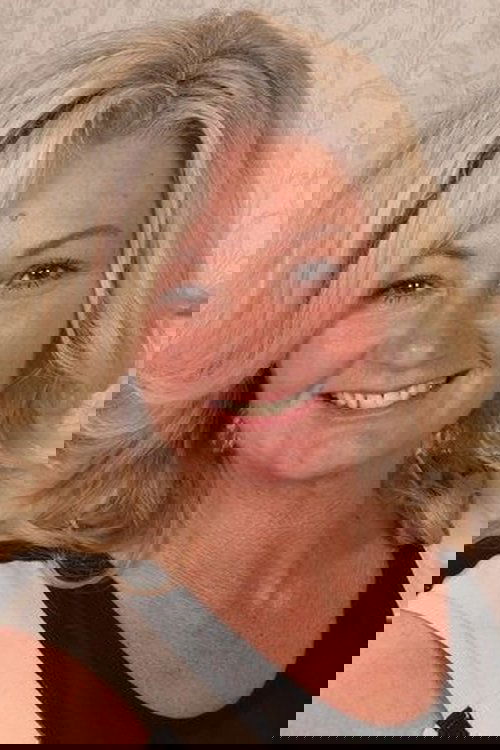 Mature British Ellen