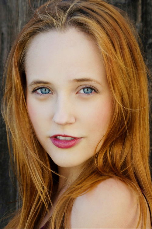 Photo of Nicole Elliott