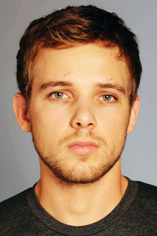 Photo of Max Thieriot