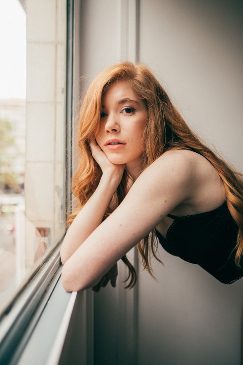 Photo of Lesley Grant