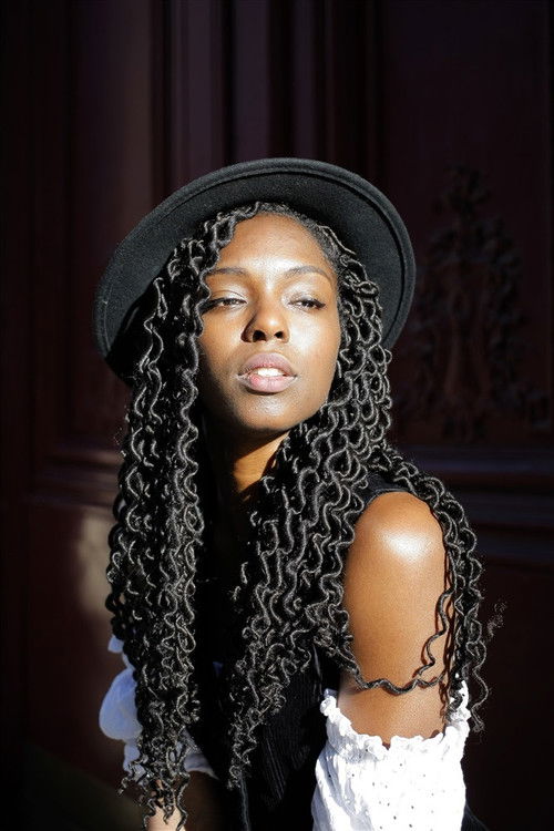 Photo of Sandrine Salyères