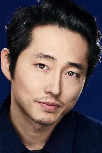 Photo of Steven Yeun
