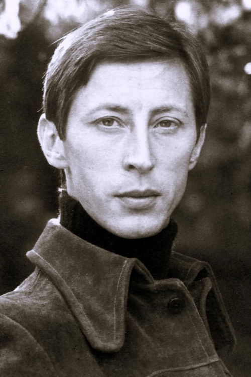 Photo of Murray Melvin